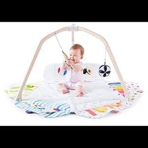 Lovevery play mat/gym baby gym